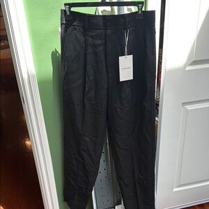 Everlane Women’s Black Pants